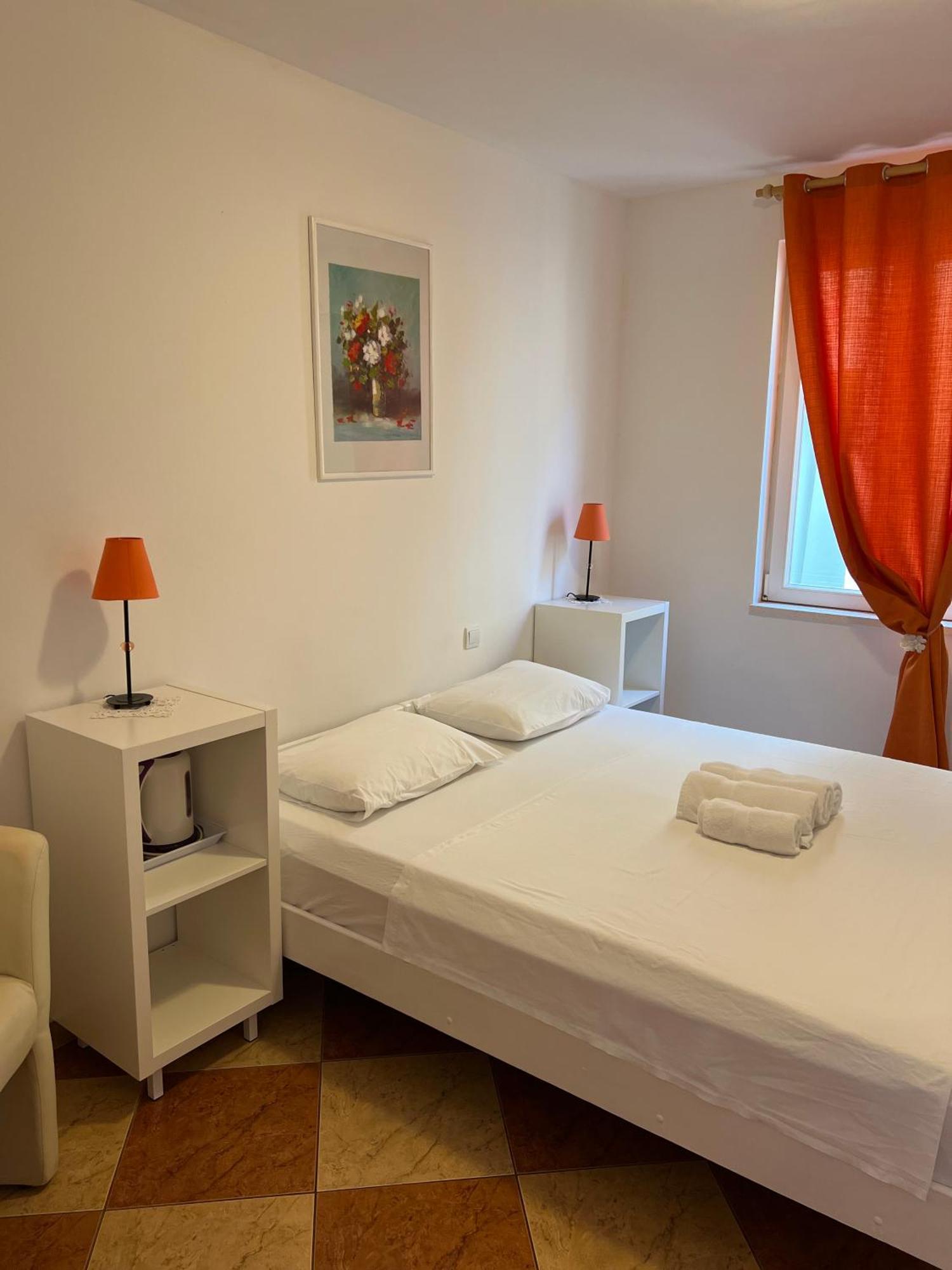 Apartments And Rooms Katija & Egon Korcula Town Exterior photo