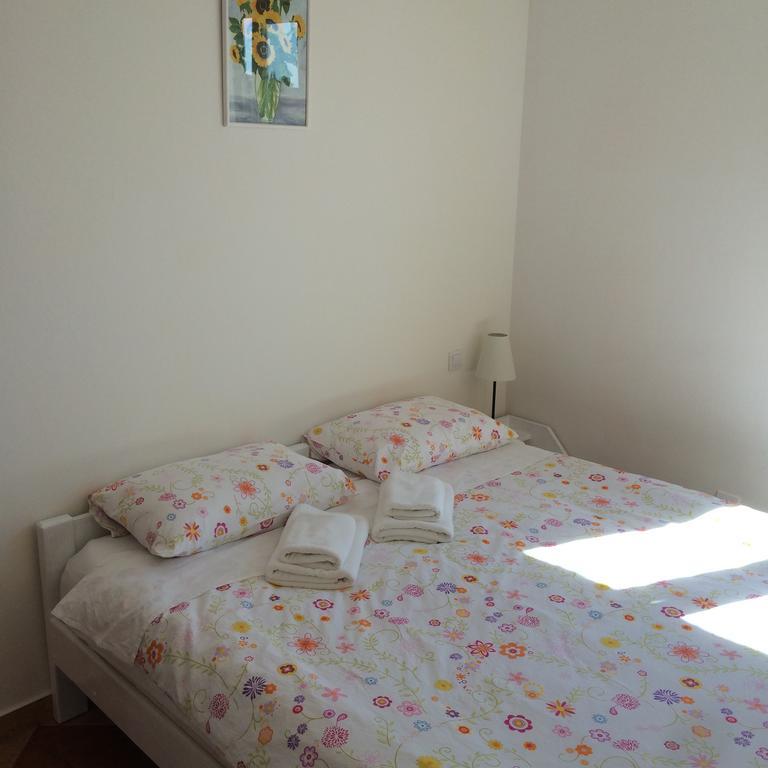 Apartments And Rooms Katija & Egon Korcula Town Exterior photo